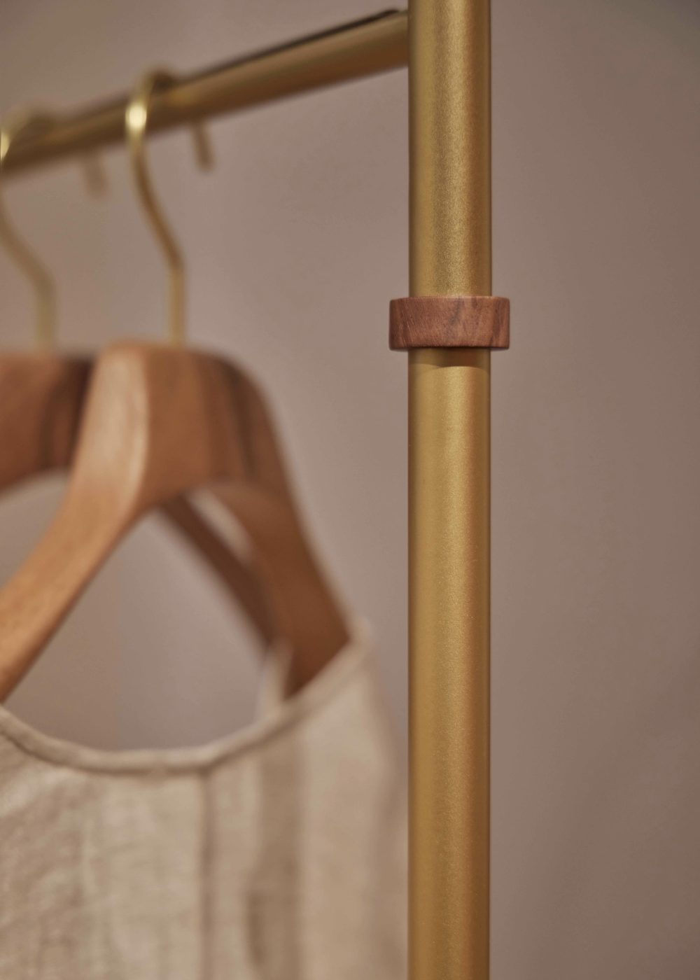 Arco Clothing Rack – Space Lighting