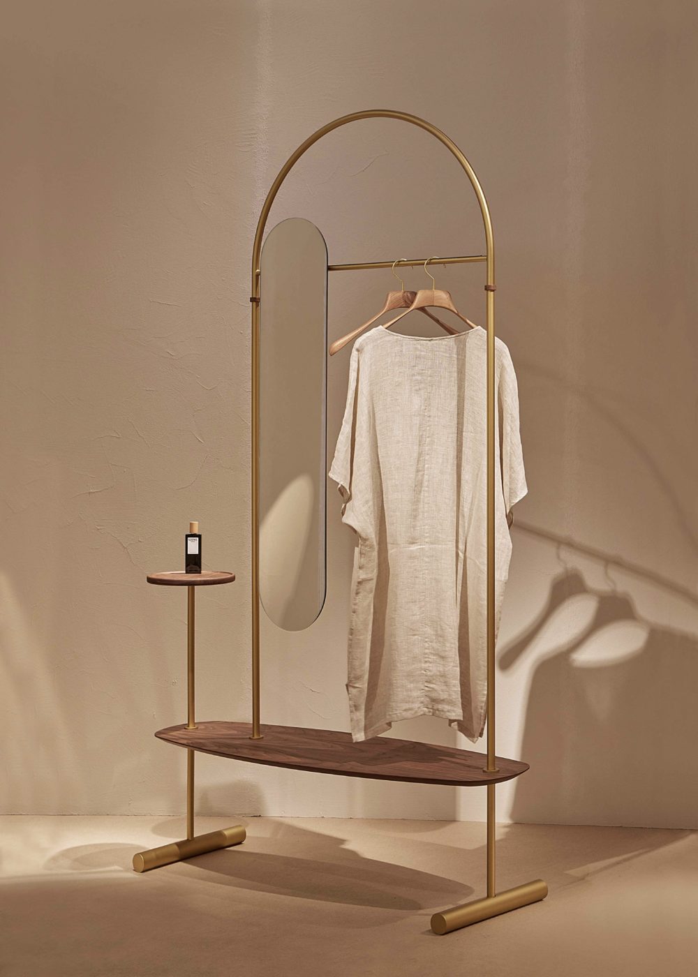 Small space clothing rack cheap