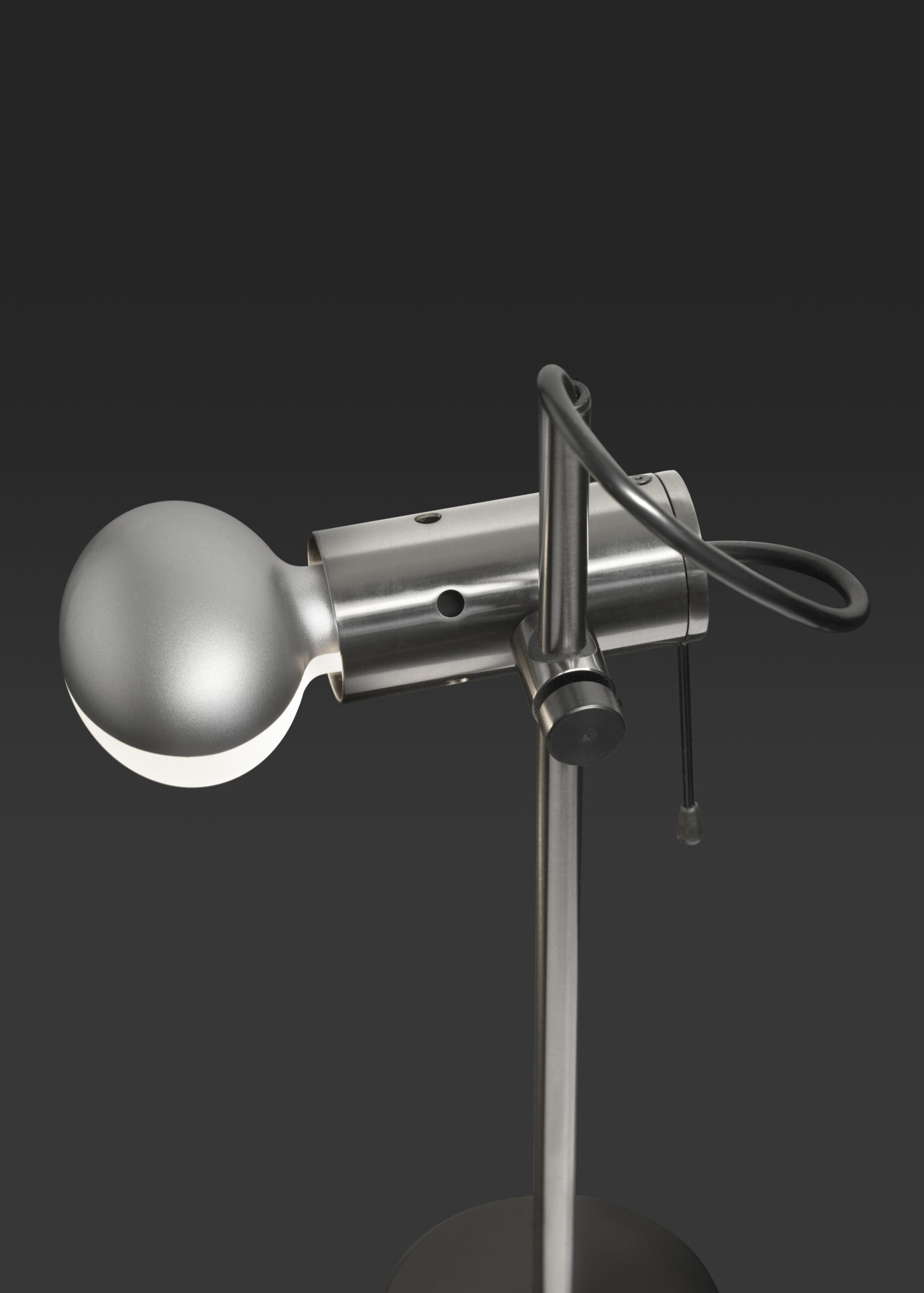 OL-AGNOLI-TABLE-LAMP-OLUCE
