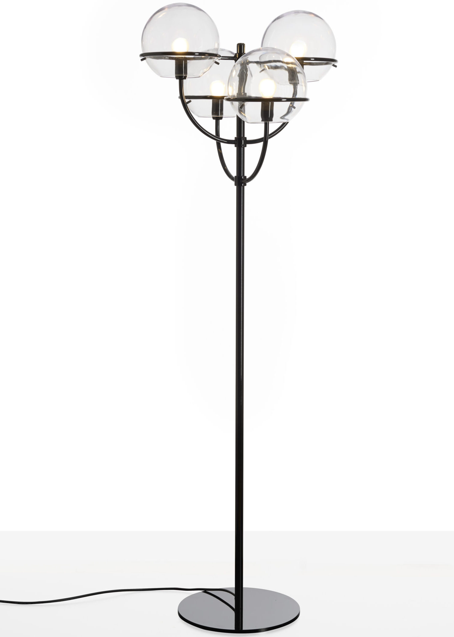 LYNDON-FLOOR-OUTDOOR-OLUCE